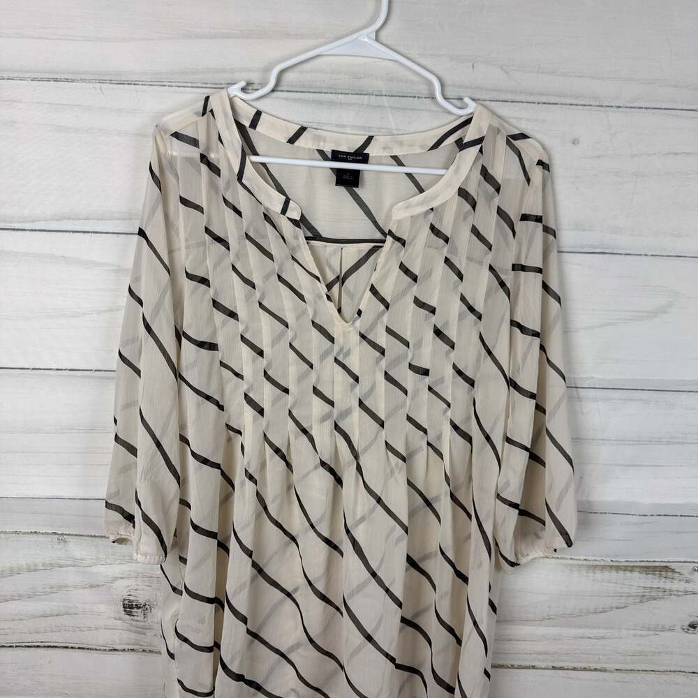 Ann Taylor 3/4 sleeve sheer striped tunic size Medium